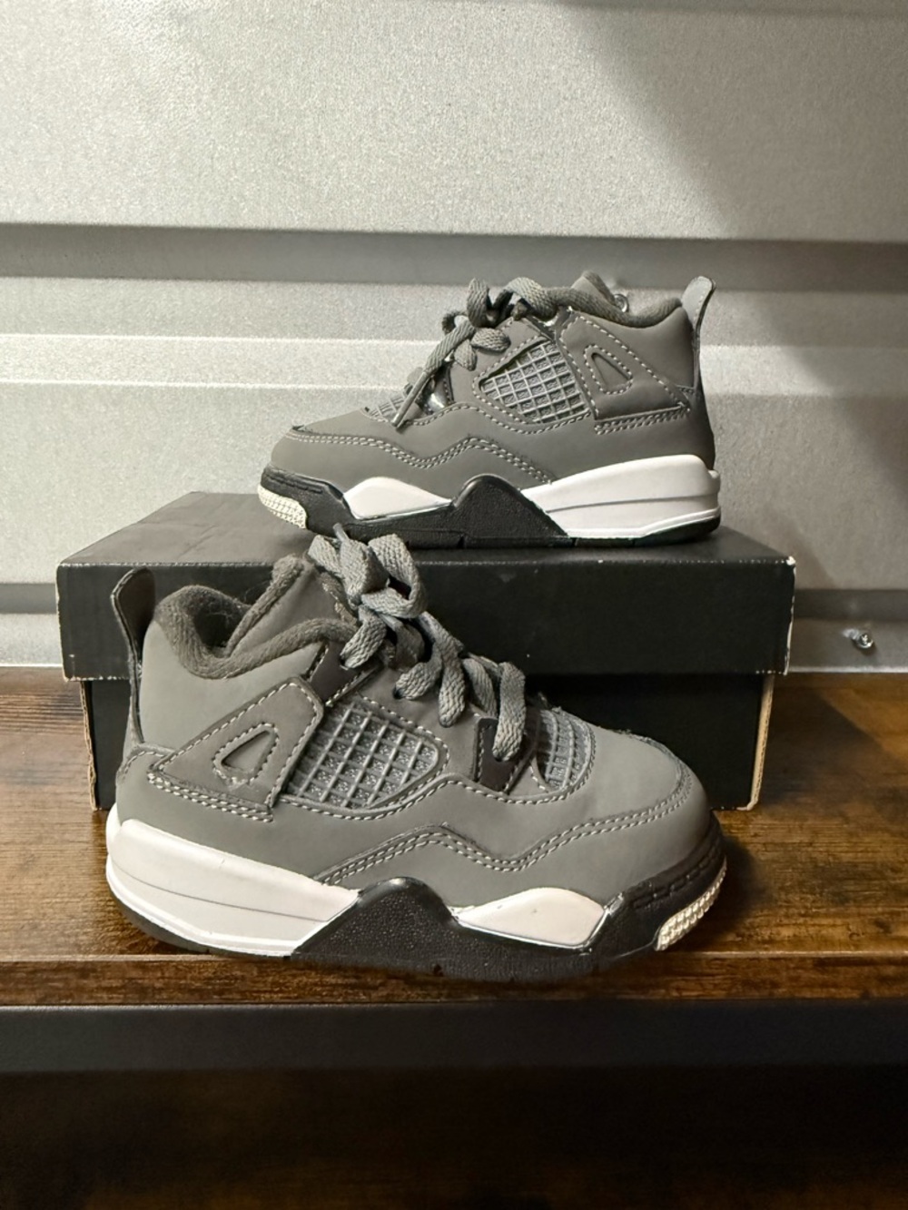 Nike Air Jordan 4 Retro Cool Grey Black White BQ7670-007 TD Size 6C [PREOWNED]